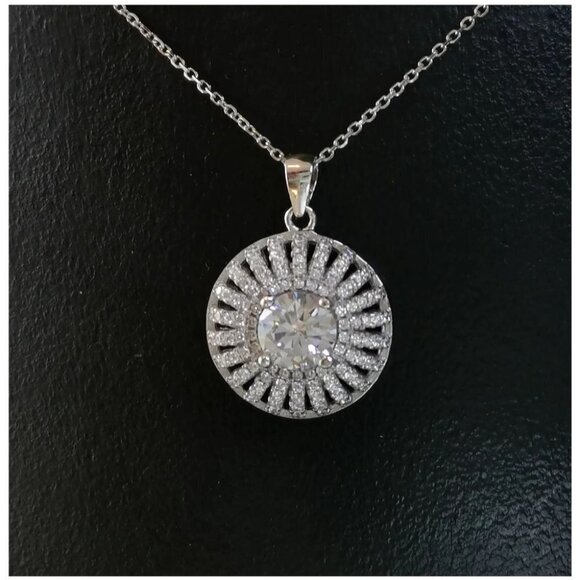 Sterling silver Sunburst pendant necklace 1.5ct central stone 🆕 - Picture 2 of 7